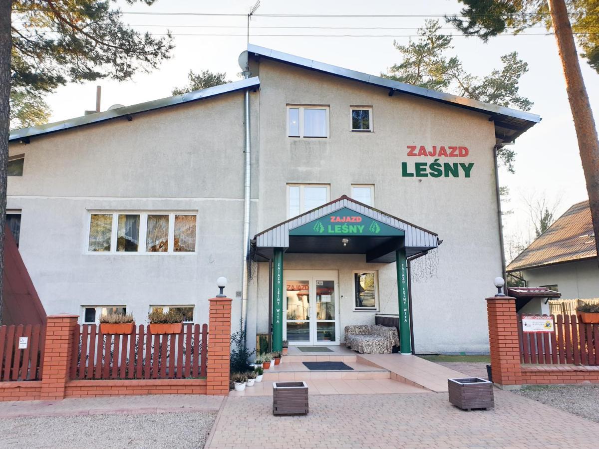 Zajazd Lesny Tuszyn Buitenkant foto