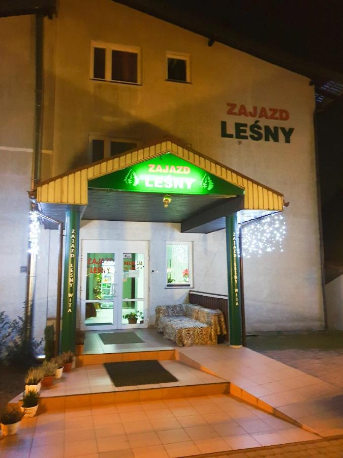 Zajazd Lesny Tuszyn Buitenkant foto